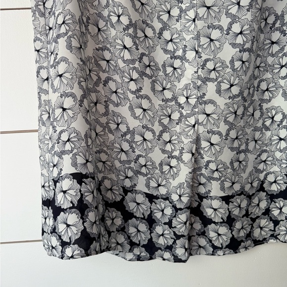 Shelli Segal Floral Black and White Women's Top Sz S - Picture 9 of 12